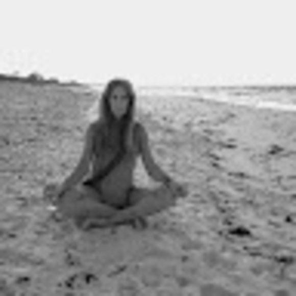 Meet your Posher, Denise - Picture 1 of 1